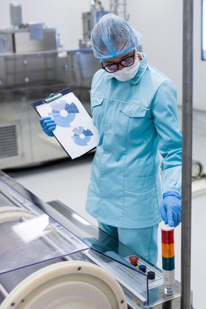 Manufacturing Execution System in Pharma | AmpleLogic MES